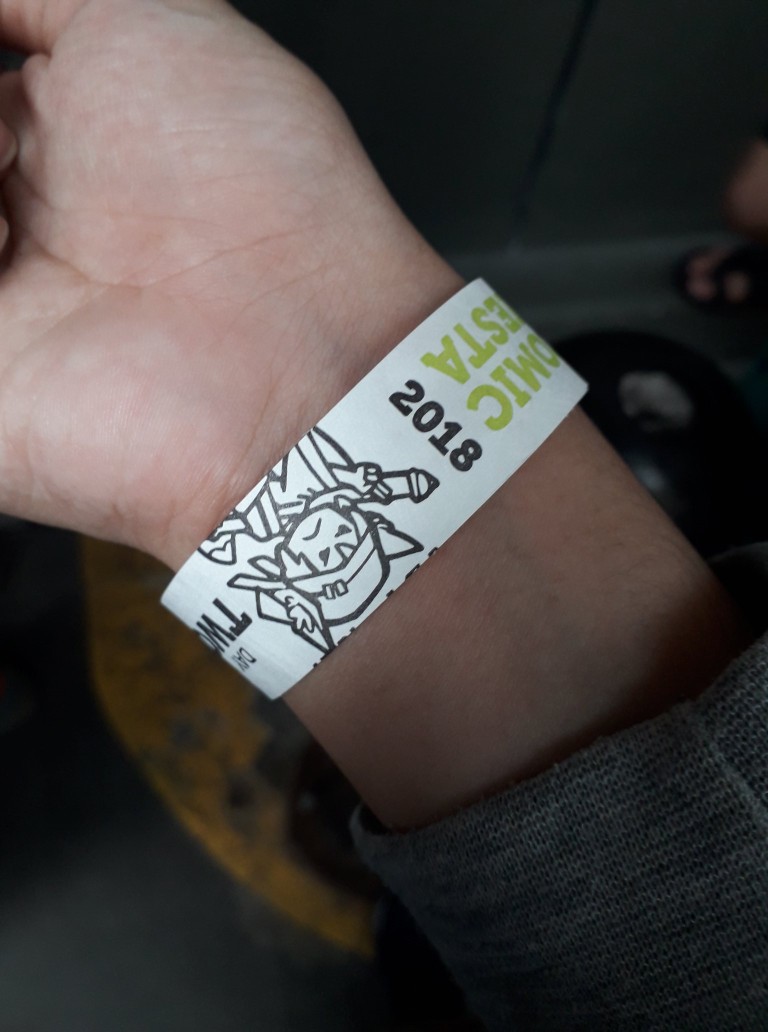 photo showing wristband ticket